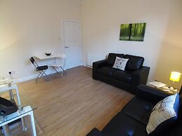 Wallfield Field Apartments