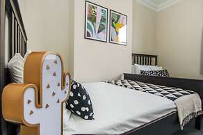 Brighton Lanes Townhouse Central by Brighton Holiday Lets