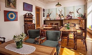 EstherHouse - Hostel