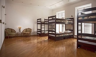 EstherHouse - Hostel