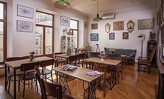 EstherHouse - Hostel