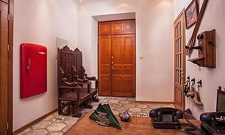 EstherHouse - Hostel