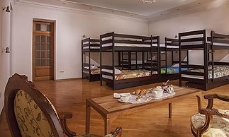 EstherHouse - Hostel