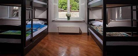 EstherHouse - Hostel