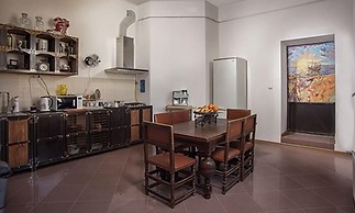 EstherHouse - Hostel