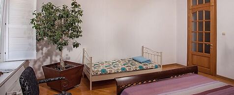 EstherHouse - Hostel