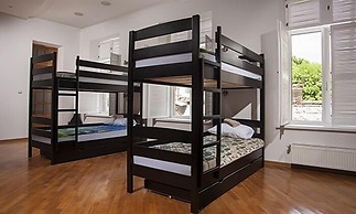 EstherHouse - Hostel