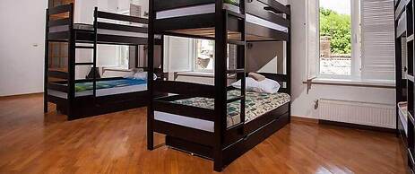 EstherHouse - Hostel