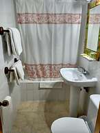 Pensión Arroyo de La Teja