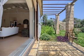 Prestige Pool Country House in Alimini Lakes