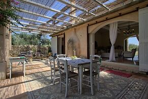 Prestige Pool Country House in Alimini Lakes