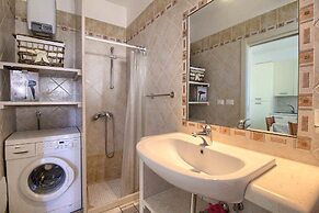 Casetta Dona a Ridosso Della Spiaggia Torre Vado