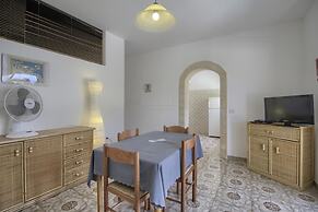 Scia' 2 Seafront apt