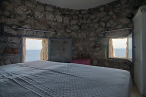 Rural Ocean Front Experience