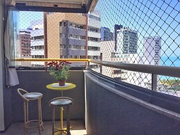 Apartamento mobiliado pertinho beira mar
