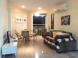 Apartamento mobiliado pertinho beira mar