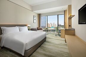 Holiday Inn Zhengzhou Riverside by IHG