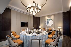 Holiday Inn Zhengzhou Riverside by IHG