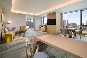 Holiday Inn Zhengzhou Riverside by IHG