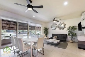 Agua De Mar by Tulumeando