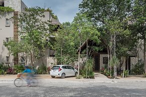 Agua De Mar by Tulumeando