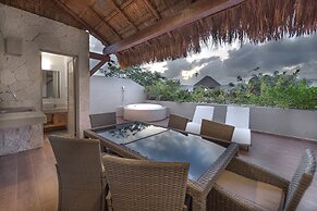 Agua De Mar by Tulumeando