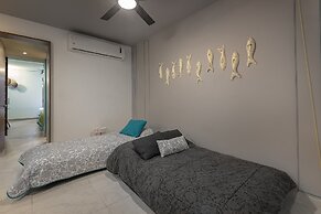 Agua De Mar by Tulumeando