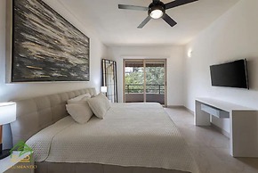 Agua De Mar by Tulumeando