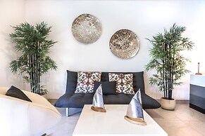 Agua De Mar by Tulumeando