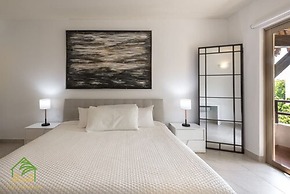 Agua De Mar by Tulumeando