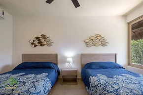 Agua De Mar by Tulumeando