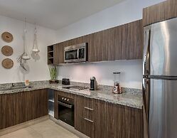 Agua De Mar by Tulumeando