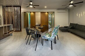 Agua De Mar by Tulumeando