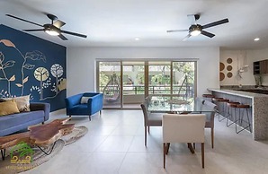 Agua De Mar by Tulumeando