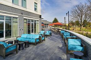 Hyatt Place Wilmington Riverfront