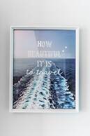 Platinum Suites -  Stunning Waterfront 2 Bed 2 Bath