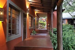 Lidwala Lodge - Hostel