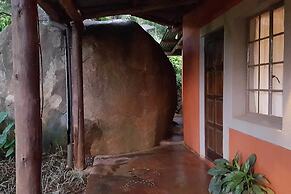 Lidwala Lodge - Hostel