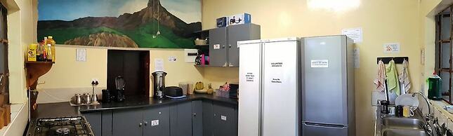 Lidwala Lodge - Hostel