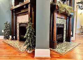 Grand Lux Inn
