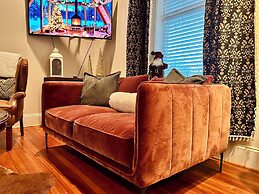 Grand Lux Inn