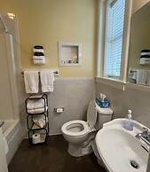 Grand Lux Inn