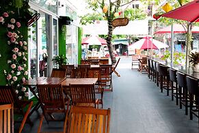 Zone 5 Boutique Hotel