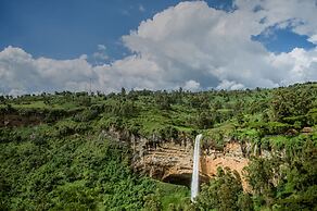 Sipi Falls lodge