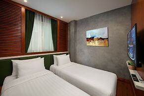 Hanoi La Selva Central Hotel