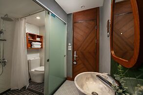 Hanoi La Selva Central Hotel