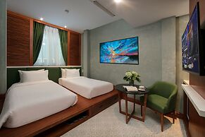 Hanoi La Selva Central Hotel