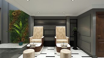 Hanoi La Selva Central Hotel