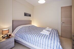 Scorpio Deluxe Apartment with Private Garden