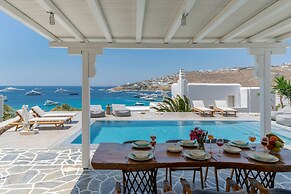 MyMykonos Villa